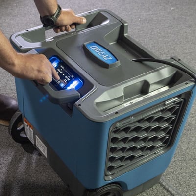 Using the LGR 5000 Dehumidifier Command Hub